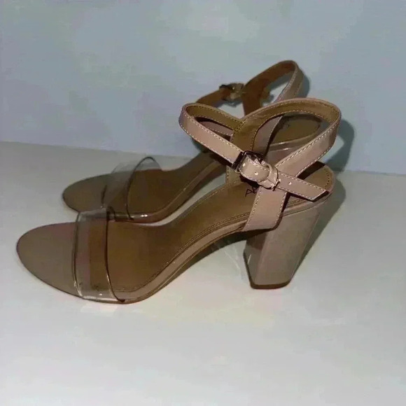 Nordstrom Abound nude patent block heel sandals with clear strap Shoe size 9 - Picture 14 of 16